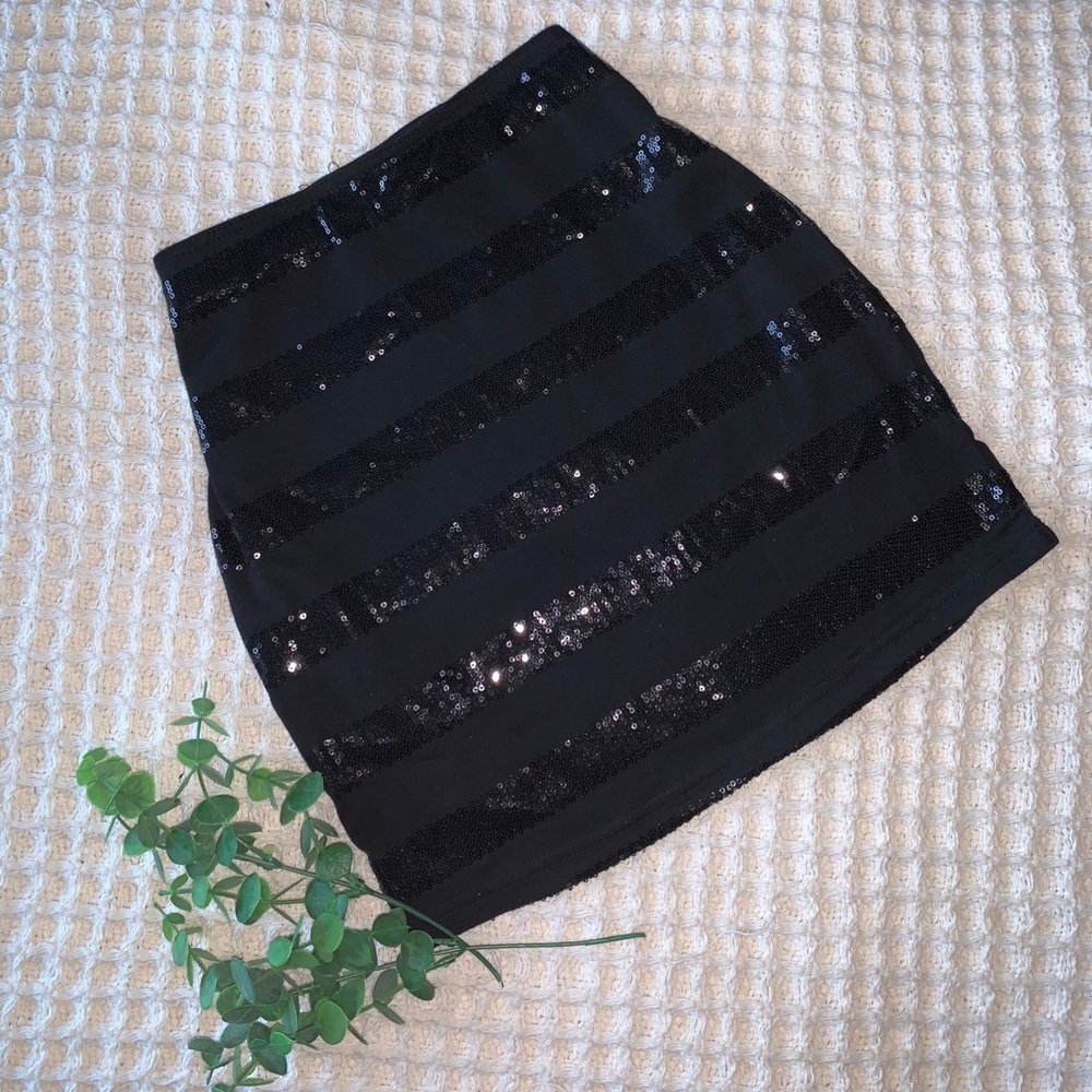 Forever 21 mini skirt